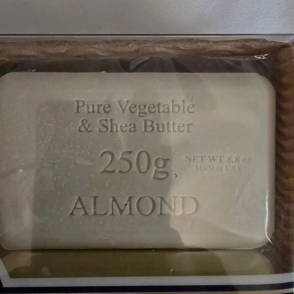 French Milled Vegetable Soap 4 POUNDS! Lavender Melon Almond Exfoliating Vintage